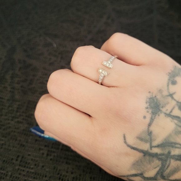 Tiffany & Co. Jewelry - Diamond Wire Ringin 18k White Gold